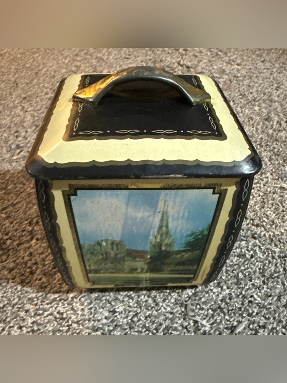 Vintage 1950s Edward Sharp & Sons English Cathedral Toffee Tin Wells Salisbury